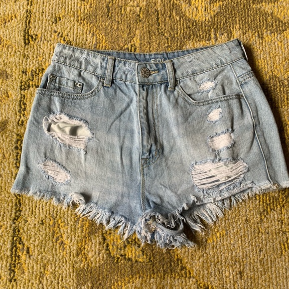 BDG denim worn and washed look short shorts. - Picture 2 of 3